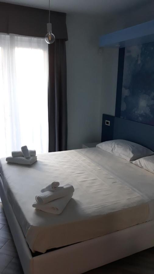 Hotel Calypso Pontecagnano Dış mekan fotoğraf