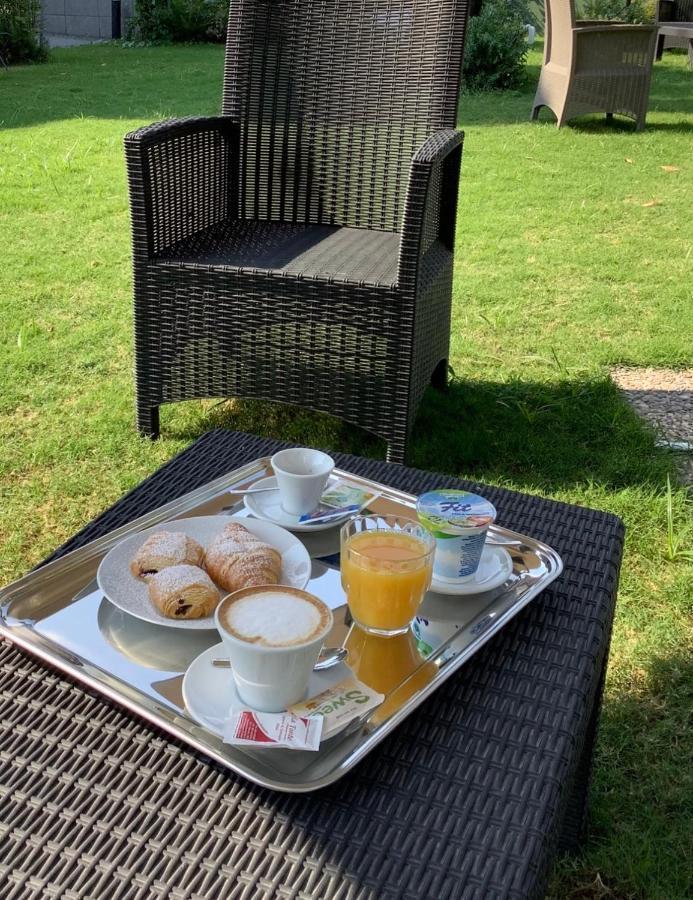 Hotel Calypso Pontecagnano Dış mekan fotoğraf