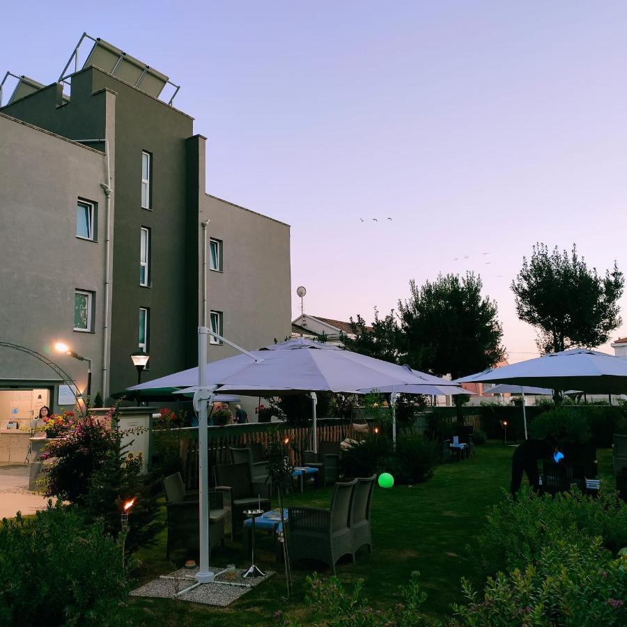 Hotel Calypso Pontecagnano Dış mekan fotoğraf